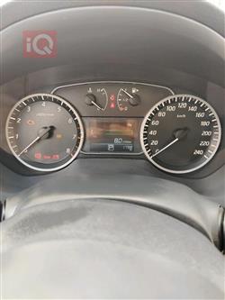 نيسان سنترا